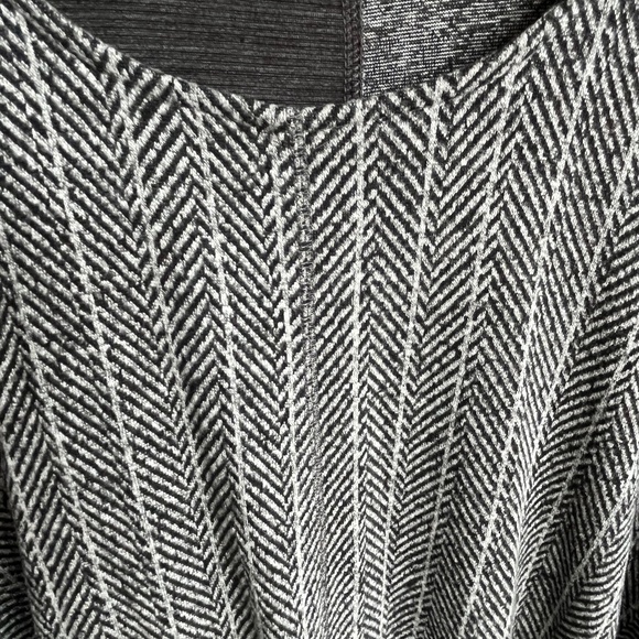 Grey dress with plaid and animal print 12-14 - Picture 4 of 16